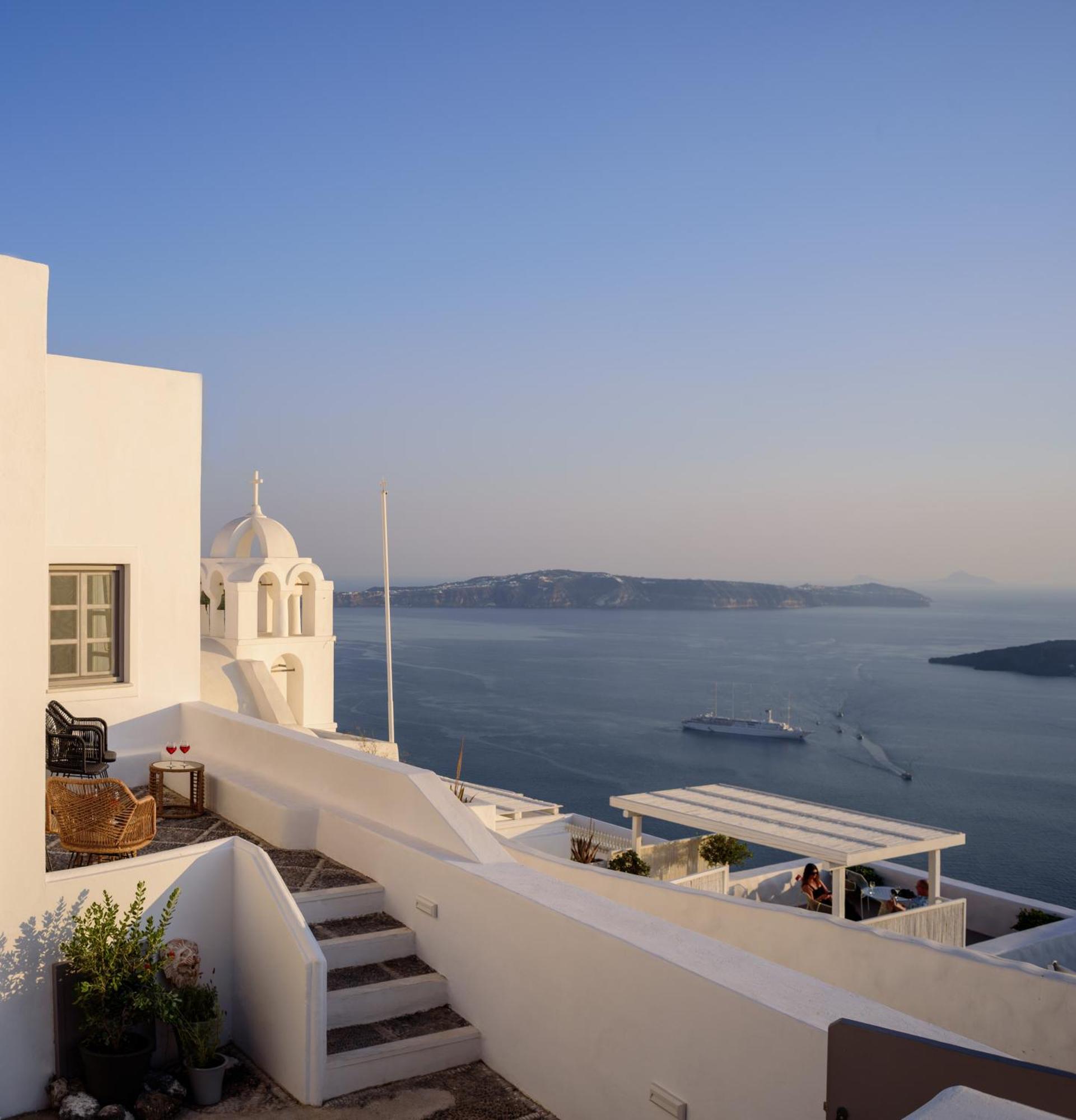 Anemos Family Suites Fira  Exterior photo